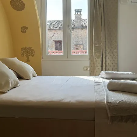 Plutus Apartments And Rooms With Free Parking Koper Exterior photo