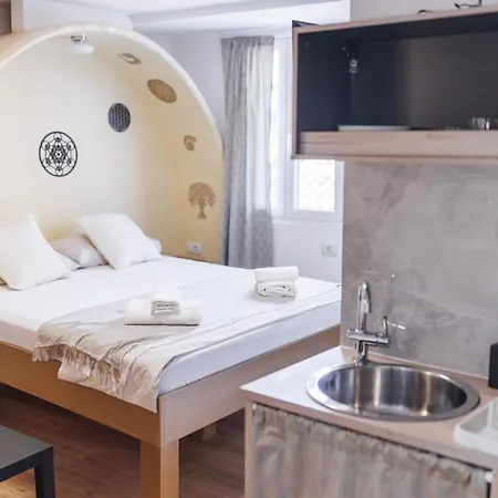Plutus Apartments And Rooms With Free Parking Koper Exterior photo