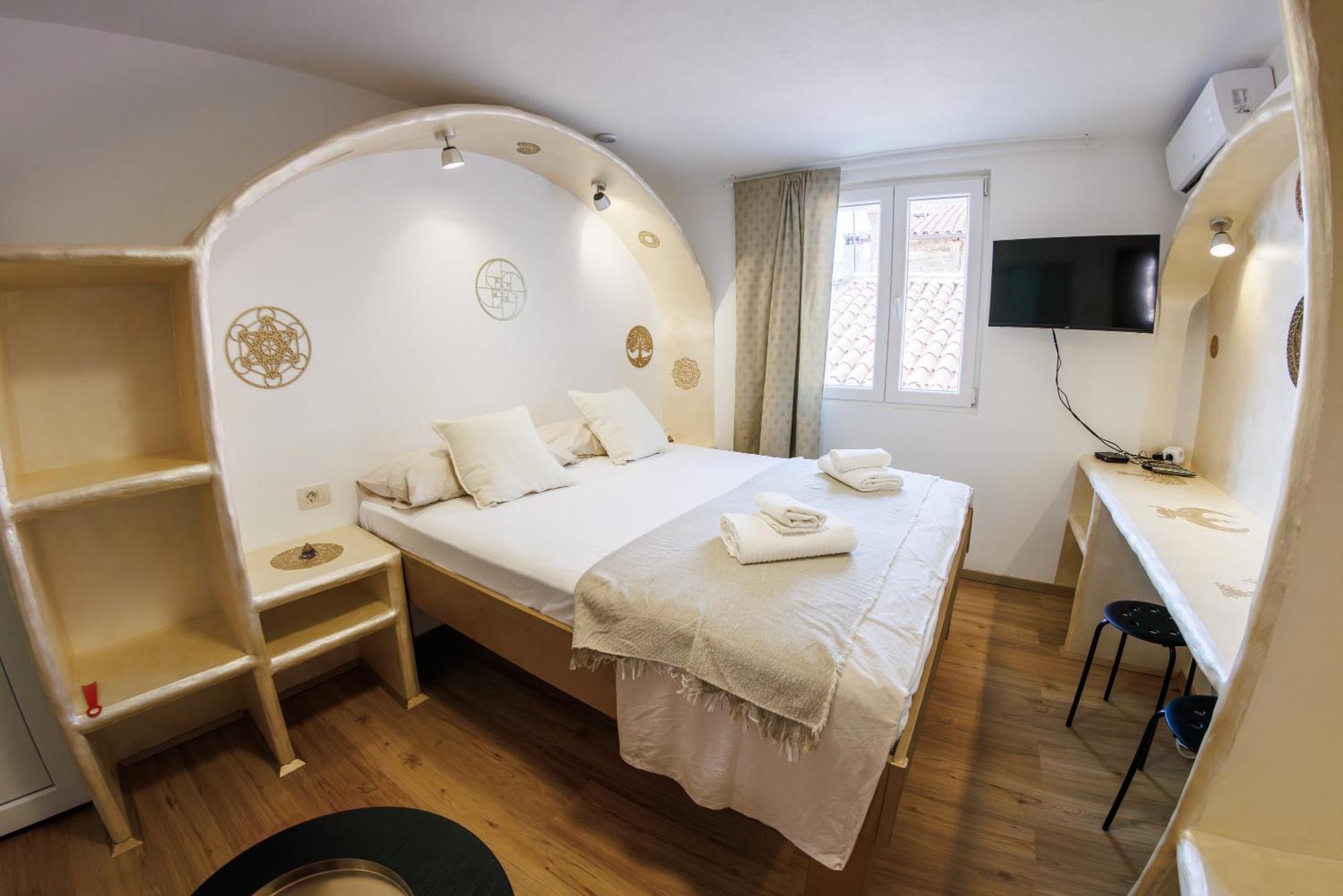 Plutus And With Free Parking Apartmán